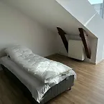 I *